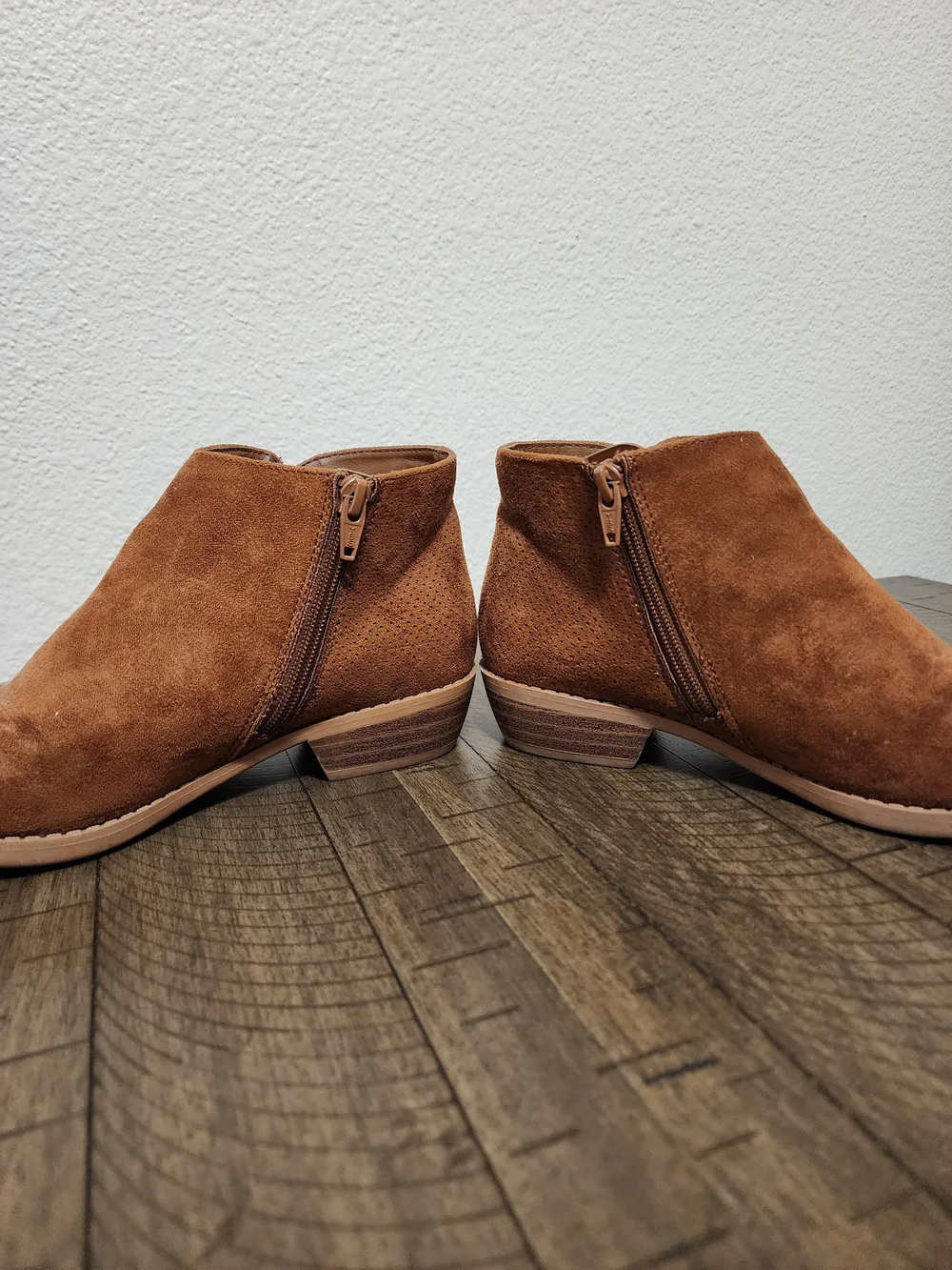 Cat & Jack Kids Brown Suede Ankle Boots